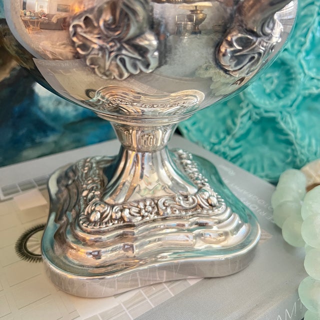 Mid 20th Century Vintage Silverplate Trophy Cup Champagne Bucket by Birmingham Silver Co. For Sale - Image 5 of 12