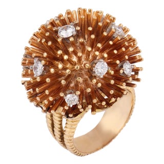 1970s Ruser Diamond Dandelion 14k Yellow Gold Ring, Size 5.5 For Sale