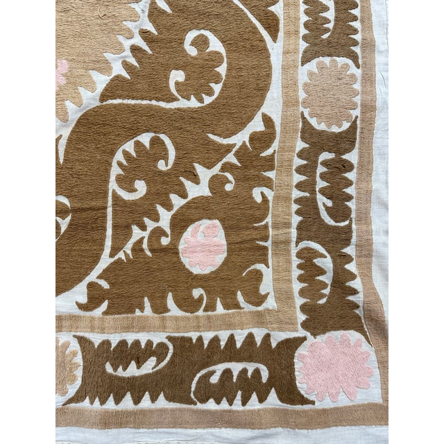 1960s 1960s Asian Suzani Tablecloth — 5'1'' X 5'3'' For Sale - Image 5 of 8