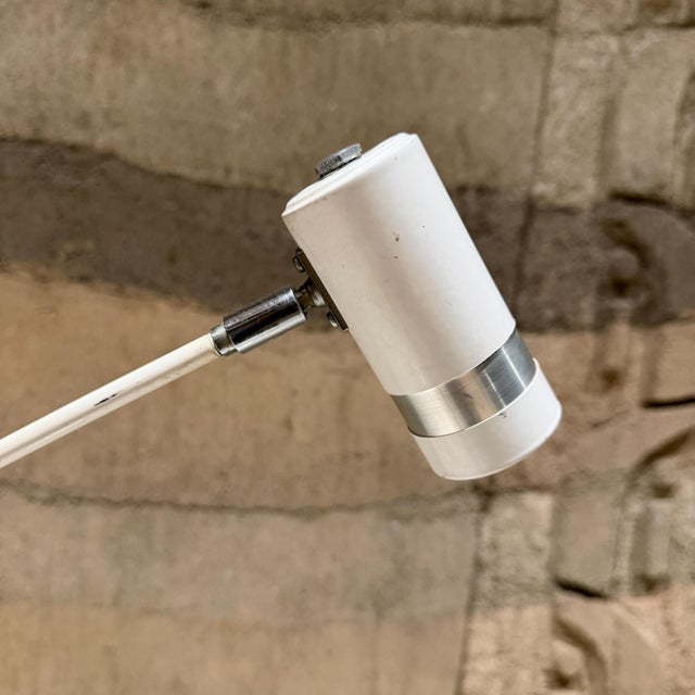 Hugo Frandsen 1980s Post-Modern Benny Frandsen Counter-Balance Halogen Task Lamp For Sale - Image 4 of 11