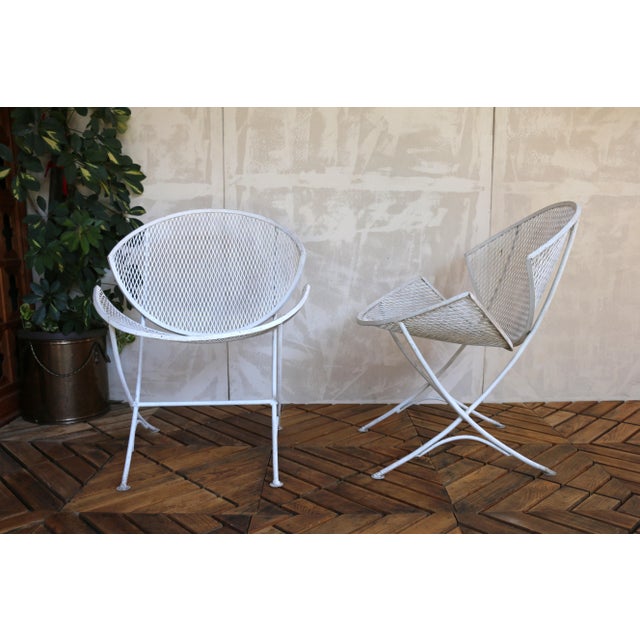 Mid-Century Pair of Wrought Iron Patio Chairs by Maurizio Tempestini for Salterini, 1950s For Sale In Los Angeles - Image 6 of 18