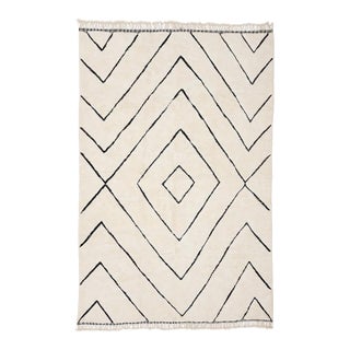 Oversize Hand-Knotted Moroccan Wool Rug | 15'3" X 9'9" | One of a Kind For Sale