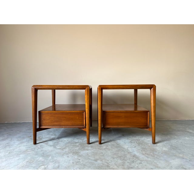 MidCentury Heritage Henredon End Tables / Nightstands a Pair Chairish