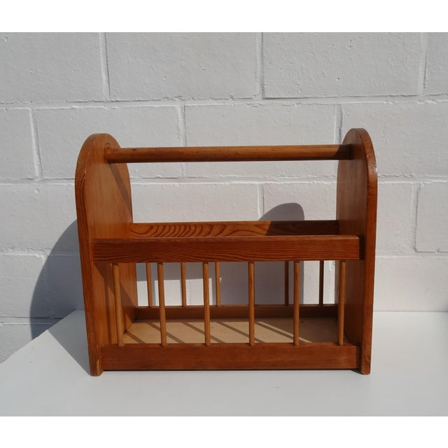 German Magazine Rack in Pine Wood, Germany, GDR, 1960s For Sale - Image 6 of 9