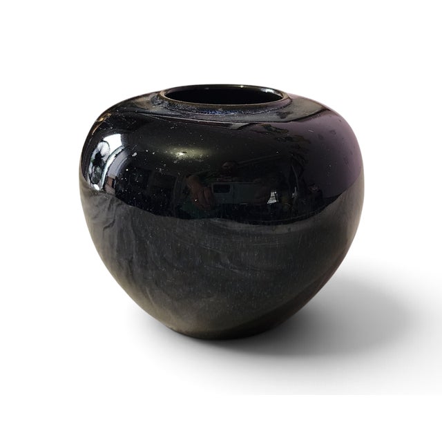 Vintage Dark Indigo Blue Bulbous Formed Pottery Vase, 1980s ~ Unmarked For Sale - Image 10 of 10