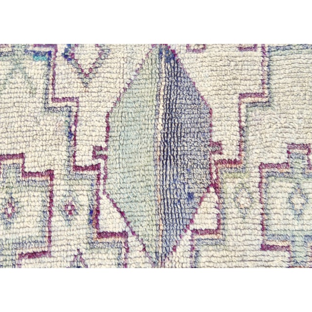 Ecru 1970s Vintage Boujad Rug For Sale - Image 8 of 12