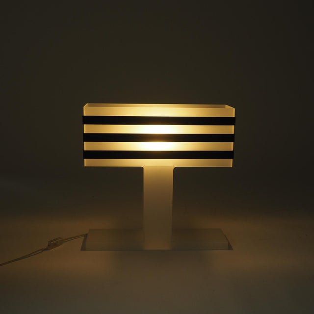 Modern Acrylic Glass Table Lamp, 1980s For Sale - Image 14 of 18