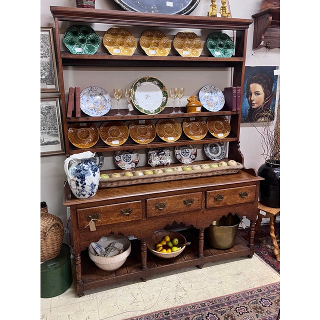 English Antique 1800s Oak Welsh Pot Board Dresser W/Open Plate Rack For Sale - Image 3 of 18