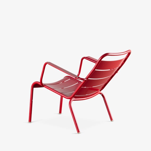 2000 - 2009 Luxembourg Outdoor Low Lounge Chairs by Fermob in Poppy Red - A Pair For Sale - Image 5 of 12