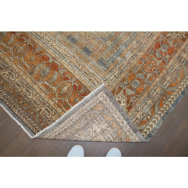 Oversize Caramel Tone Persian Bibikabad Rug no. j4422 For Sale - Image 9 of 16