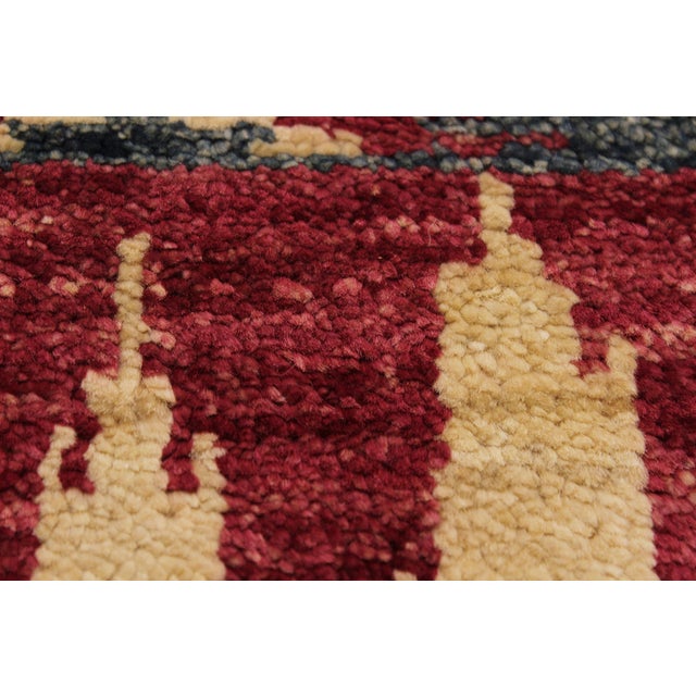 Modern Ziegler Pink/Green Wool Runner Rug- 2 Ft. 7 In. X 7 Ft. 5 In. For Sale In New York - Image 6 of 10