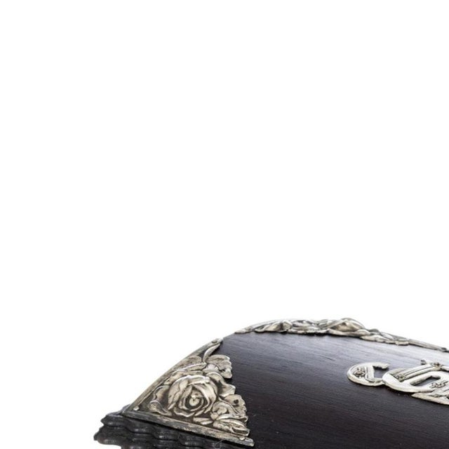Silver - Jewelry box in fine wood and silver - 19th century. Portuguese; in fine wood; rectangular body with silver flower...