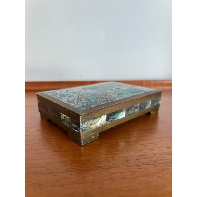 Brass Vintage Taxco Mexico Brass & Abalone Shell Mosaic Jewelry Box, Mid-Century For Sale - Image 8 of 12