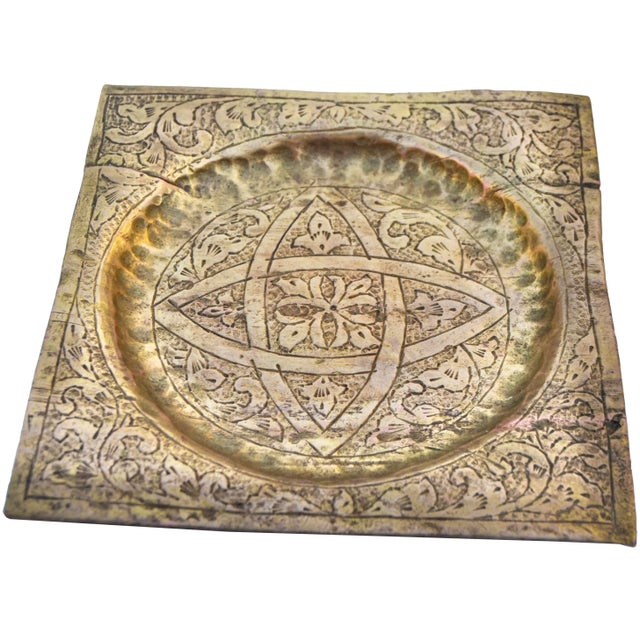 One-of-a-kind antique highly crafted, engraved and detailed Moroccan solid brass ashtray. Featuring an elaborate hand-...