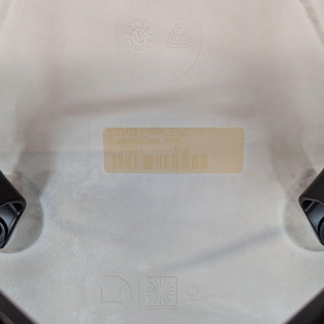 Set of Six Herman Miller Eames Molded Plastic Side Chairs For Sale - Image 10 of 10