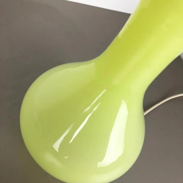 Large Opaline Murano Glass Table Light from Cenedese Vetri, Italy, 1960s For Sale - Image 9 of 15