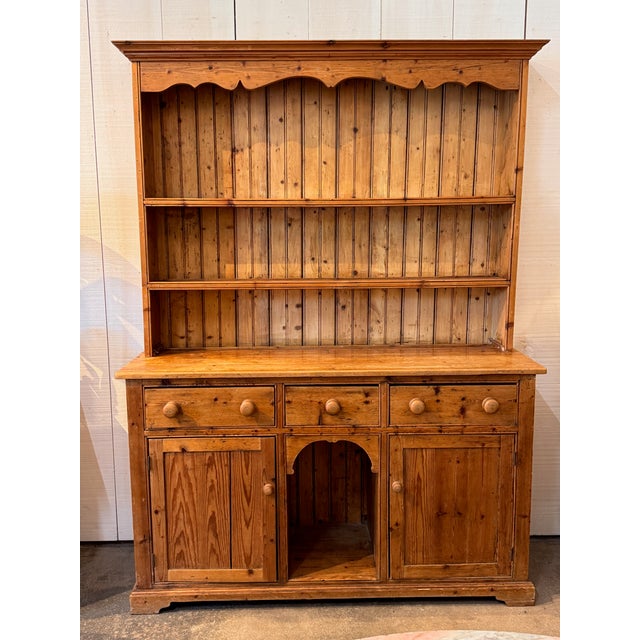 Wood 19th Century English Pine Dresser For Sale - Image 7 of 14