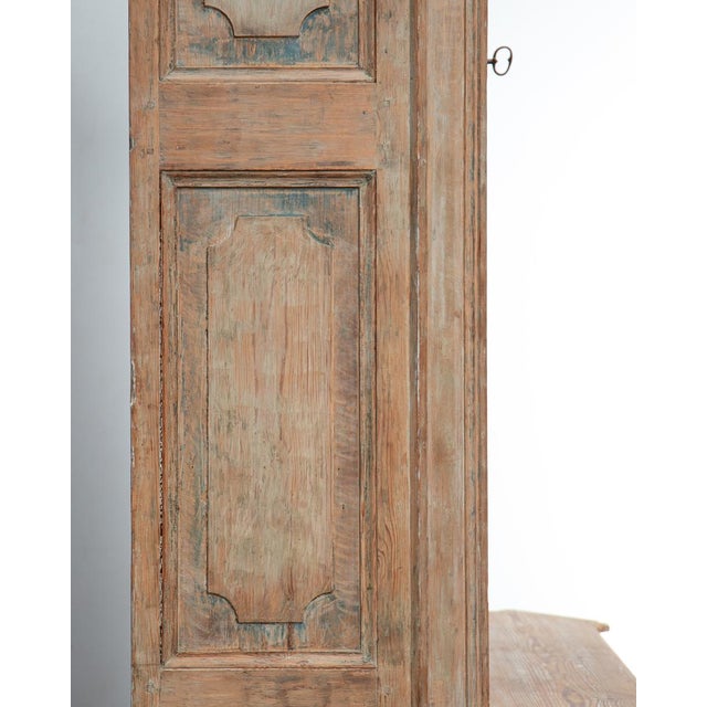 Large Antique French Armoire, 1700s For Sale - Image 15 of 18