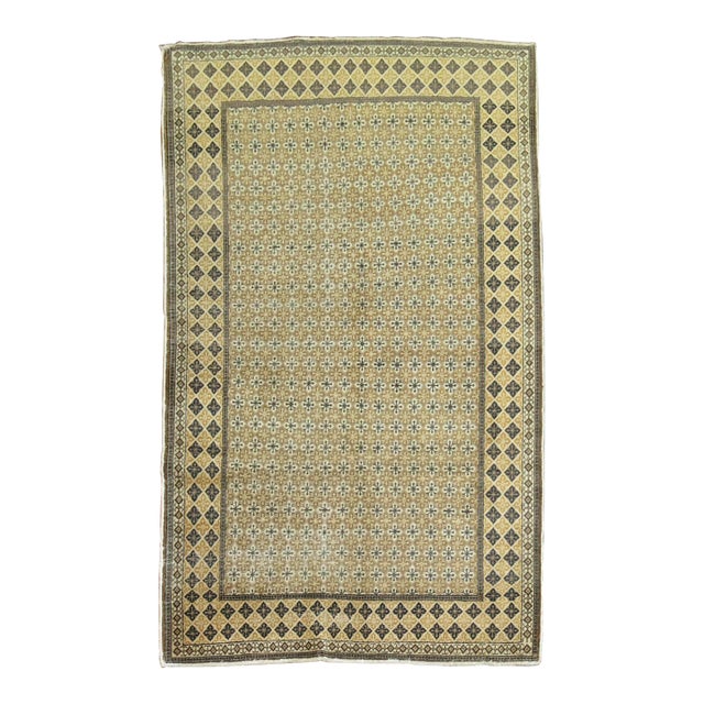 Vintage Turkish Sivas Rug - 4'9" x 7'3" For Sale