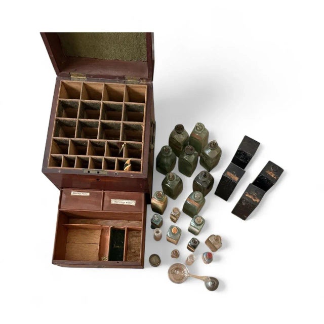 19th Century Mahogany Apothecary Cabinet With Glass Bottles by Clay and Abraham, Liverpool For Sale In Tampa - Image 6 of 8