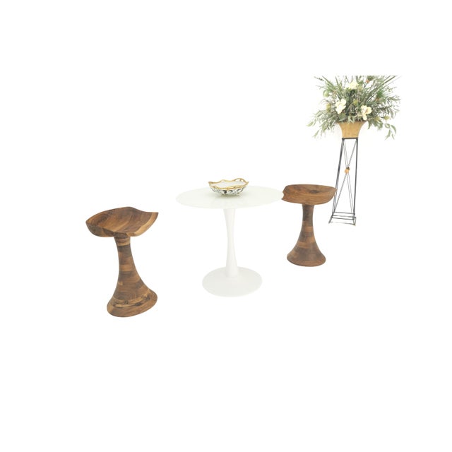 Wendell Castle Turned Bases Carved Seat Solid Oiled Walnut Bar Stools MINT! For Sale - Image 4 of 14