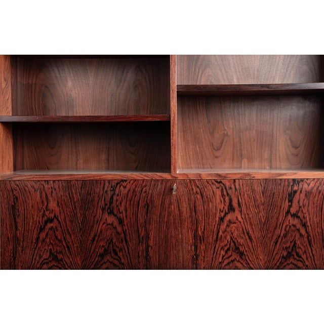 Vintage Danish Bookcase in Rosewood and Brass by Erik Brouer for Brouers Mobelfabrik, 1960 For Sale - Image 9 of 16