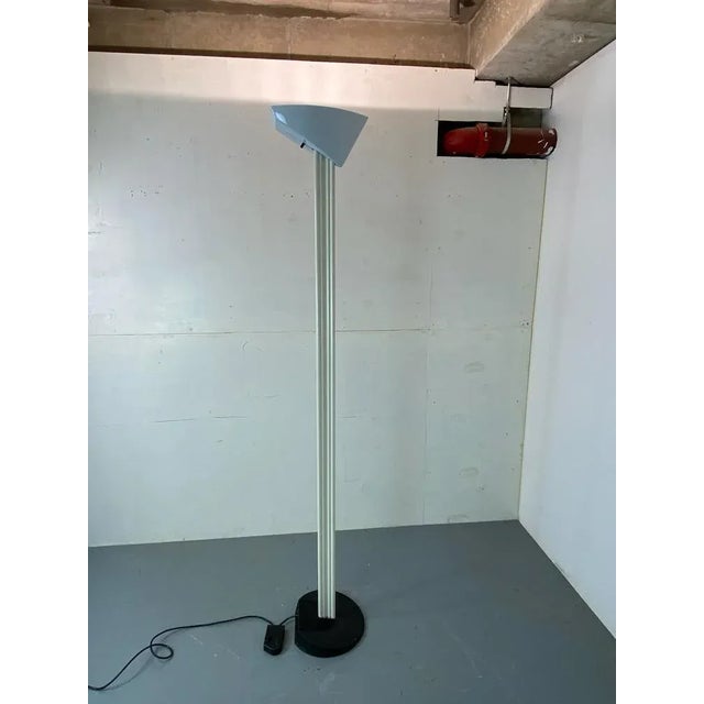 Floor Lamp Mod. Otello by Bruno Gecchelin for Oluce 1980s For Sale - Image 13 of 13