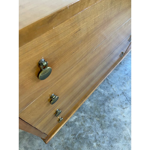Mid Century Modern Dresser or Chest For Sale - Image 13 of 13