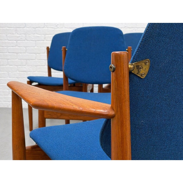 Blue Rare Mid Century Modern Danish Teak Model 203 Dining Chairs by Arne Vodder for France & Daverkosen, Set of Six For Sale - Image 8 of 15