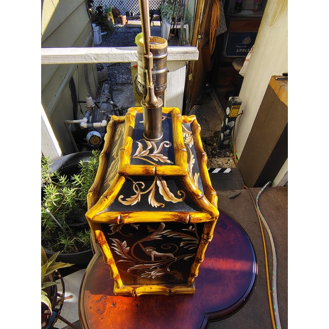 Black 1960s Sarreid Excellent Chinoise28 "Faux Bamboo Monkey Table Lamp For Sale - Image 8 of 13