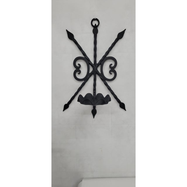 Vintage 1970s Gothic Arrow Black Wrought Iron Wall Sconce Candlestick For Sale - Image 6 of 8