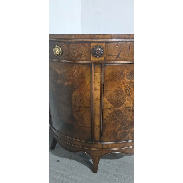Antique Demi Lune Sideboard in Yew Wood, 1910 For Sale - Image 4 of 18