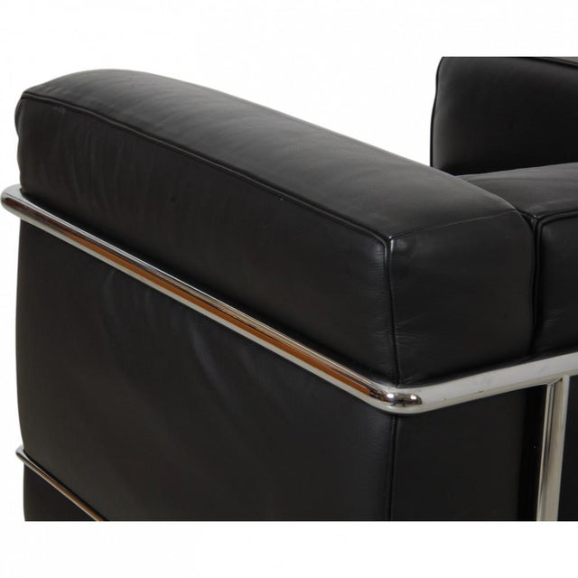 Vintage LC 2/1 Club Chair in Black Leather from Le Corbusier, 2000s For Sale - Image 6 of 18