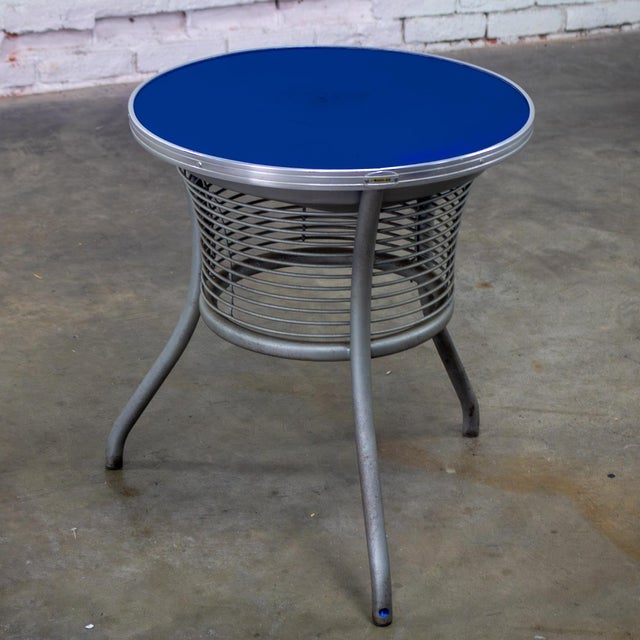 20th Century Streamline & Art Moderne End or Side Table W/ Steel Frame & Round Cobalt Blue Mirror Top For Sale - Image 11 of 18