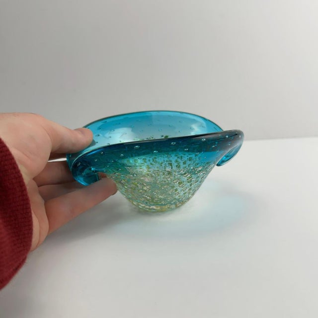 Mid-Century Modern Murano Glass Bowl attributed to Archimede Seguso, Italy, 1960s For Sale - Image 3 of 10