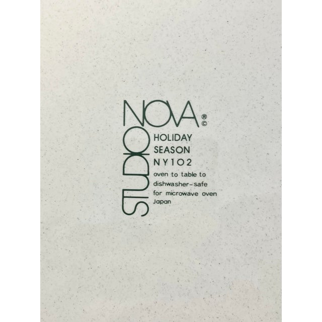 1980s Studio Nova “Holiday Season” 12-Piece Dinnerware Set For Sale In Dallas - Image 6 of 6