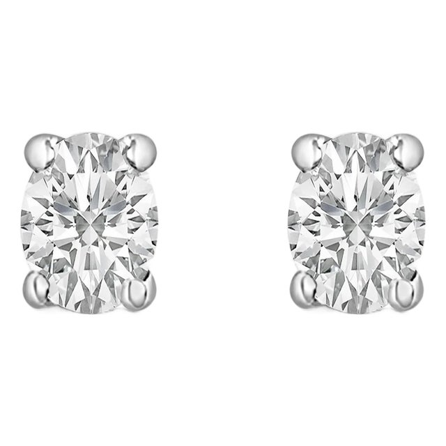 14K White Gold 1/4 Ctw Oval Lab-Grown Diamond Solitaire Stud Earrings For Sale