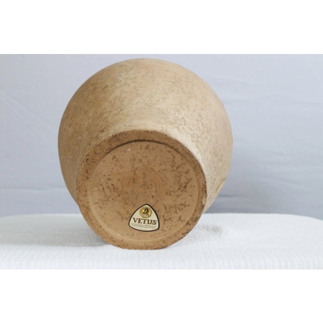 1970s Large Italian Terracotta Amphorae by Vetus Siena With Glazed Green Interior, Signed For Sale - Image 11 of 11