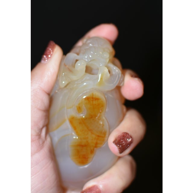 Agate Foo Dog Hand Held Charm For Sale - Image 11 of 12