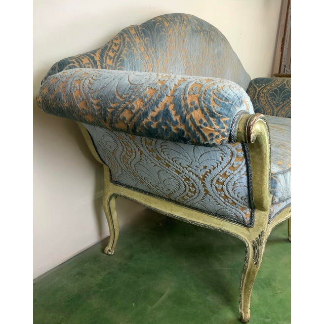 Sky Blue Early 19th Century Venetian Painted Neoclassical Frame W/Velvet Fabric Settee For Sale - Image 8 of 18