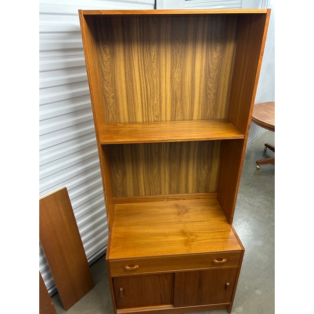 Mid-Century Modern 1960s Beautiful Danish Modern Teak Display Cabinet For Sale - Image 3 of 9