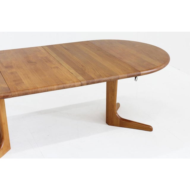 Brown Vintage Danish Round Extendable Dining Table in Teak, 1960s For Sale - Image 8 of 9
