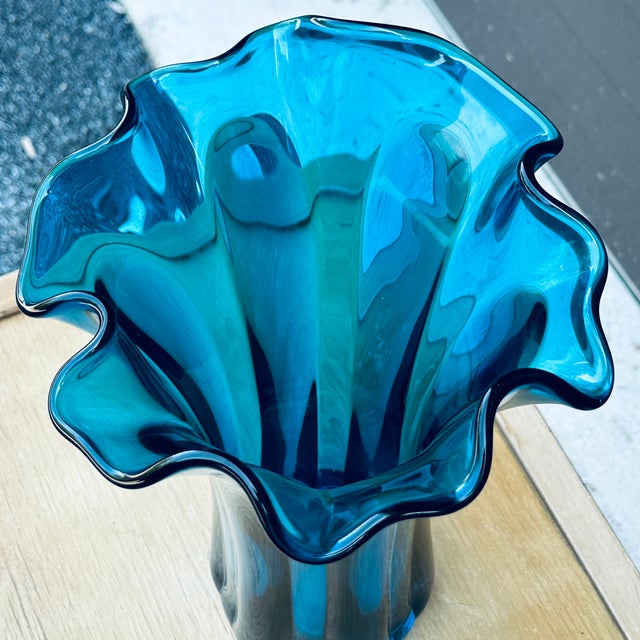 Blenko Mid-Century Modern Blue Ruffled Rim 14" Tall Blown Glass Vase For Sale - Image 4 of 11