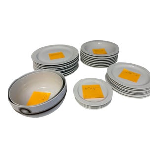 1980s Rosenthal Studio Line - Duo White Service for 8 = 31 pcs For Sale
