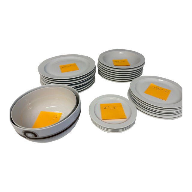 1980s Rosenthal Studio Line - Duo White Service for 8 = 31 pcs For Sale