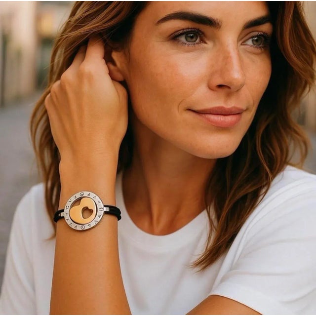 Bvlgari “Tondo” 18k Yellow Gold Stainless Steel Double Heart Cord Bracelet For Sale In New York - Image 6 of 8