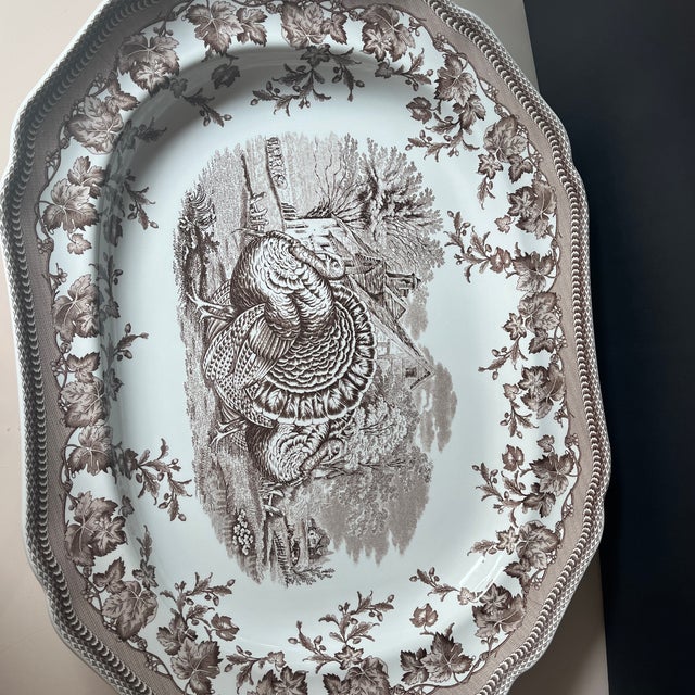 Traditional Turkey Platter by Spode “His Majesty” Brown 2004 For Sale - Image 3 of 6