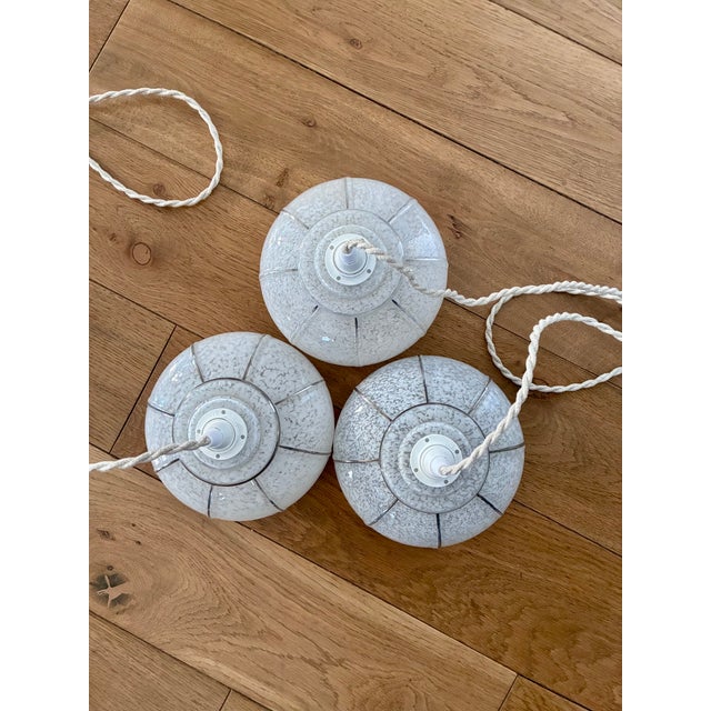 Vintage Speckled Globes Portable Glass Lamps, 1970, Set of 3 For Sale - Image 4 of 6