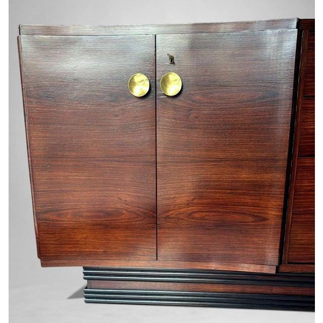 Art Deco Mid 20th Century Art Deco Italian Sapele Wood Sideboard For Sale - Image 3 of 18