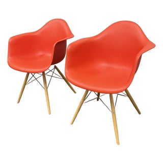 Charles + Ray Eames for Herman Miller Molded Plastic Armchairs, Pair For Sale